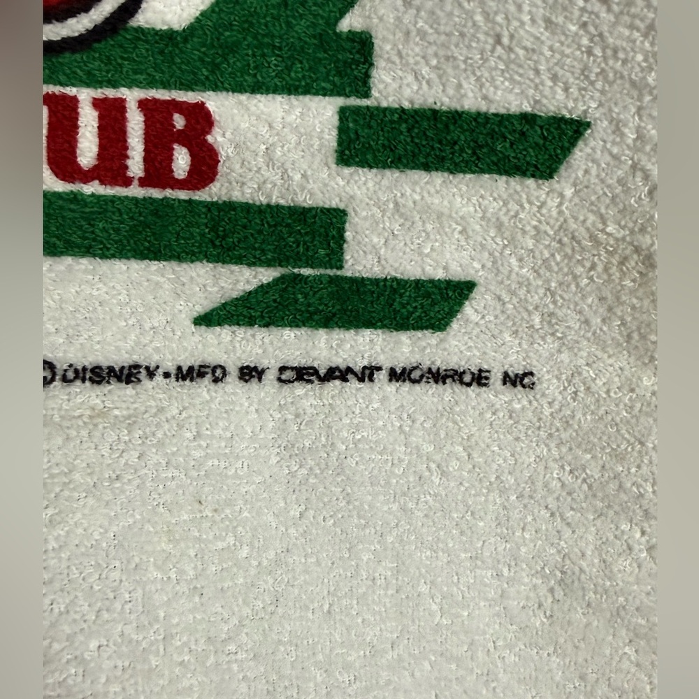Vintage Mickeys Golf Club Disney Golf Towel - Picture 3 of 4